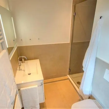- Haus F, App 0f0805 Διαμέρισμα *